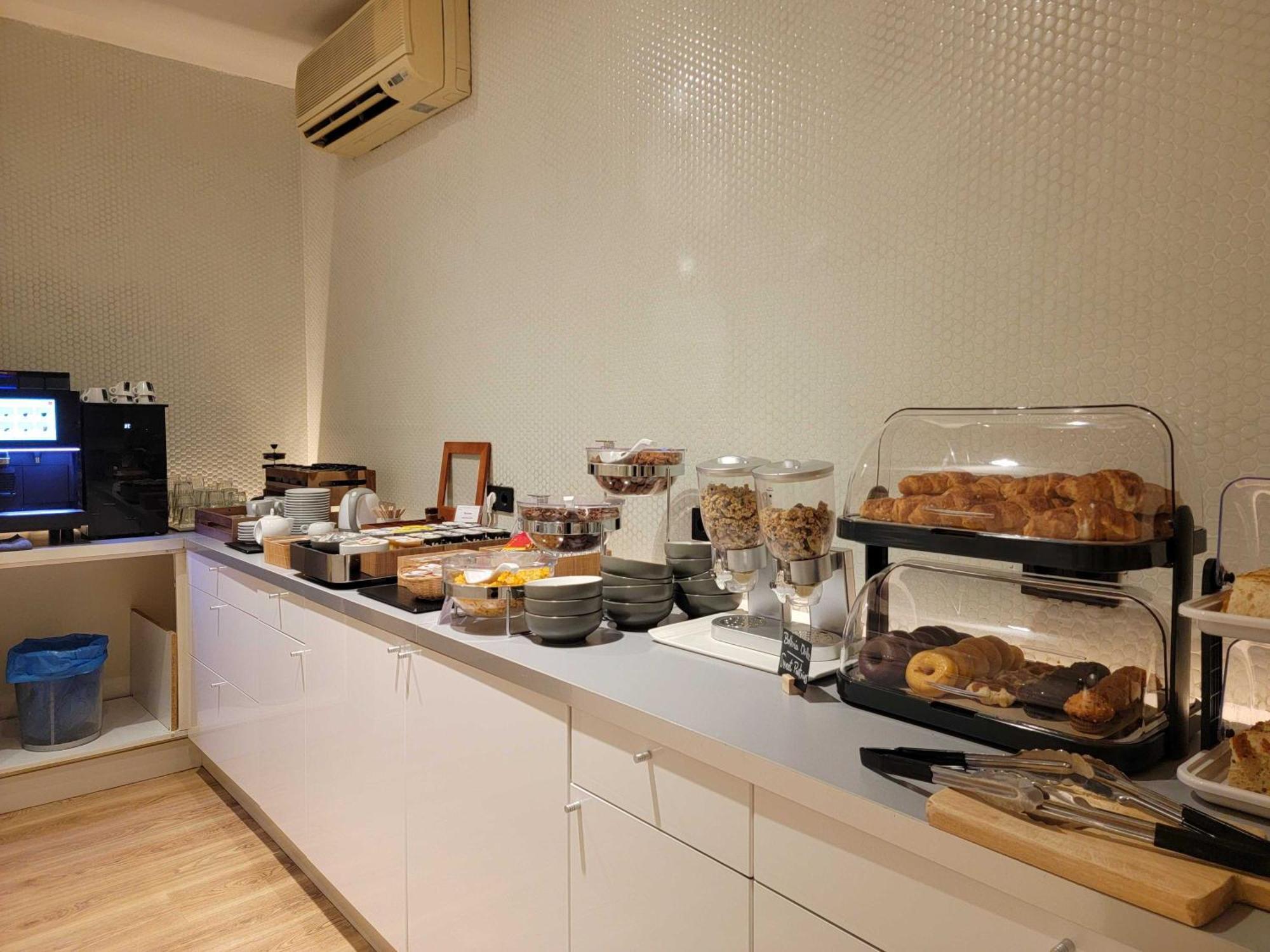 Be Mate Callao Hotel 3*